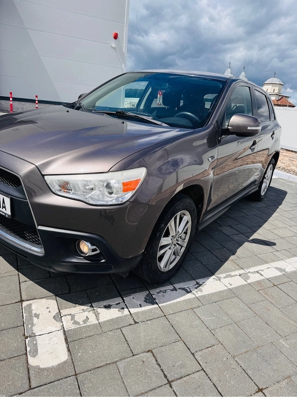 MITSUBISHI ASX 2011 — imagine 3