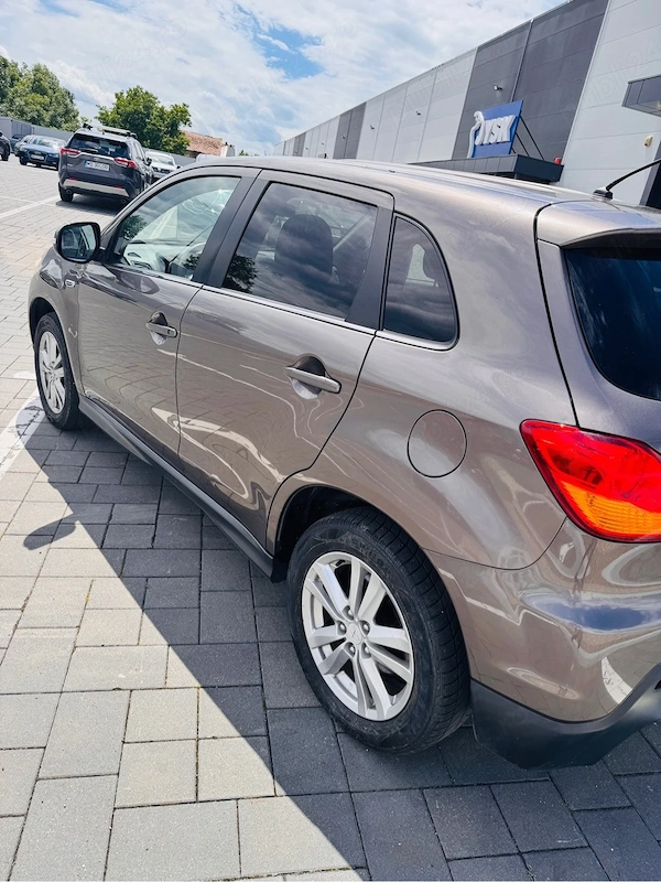 MITSUBISHI ASX 2011 — imagine 2