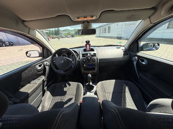 RENAULT Megane 2006