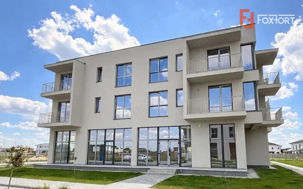 Apartament de vanzare, 2 camere - pozitie excelenta - Mosnita — fotografia 1