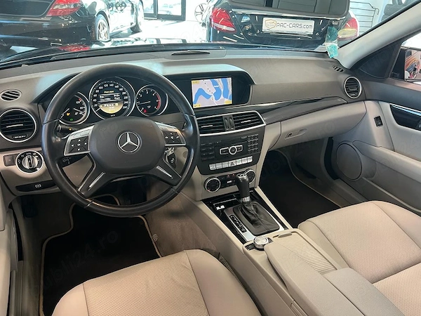 MERCEDES-BENZ E-Class 2011 — imagine 3