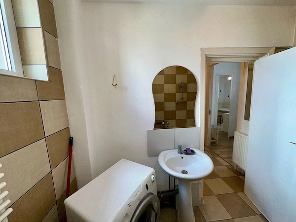 Bd. Carol I, Ultracentral Garsonieră Interbelică cu Potențial Premium stradal — fotografia 2