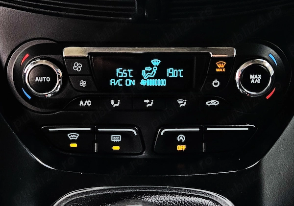FORD Kuga 2016 — imagine 9