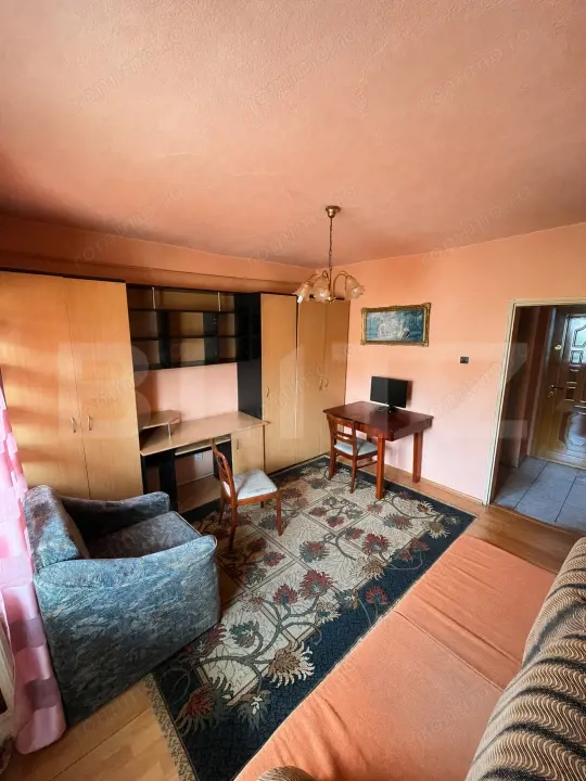 Garsonieră practică, mobilată și bine compartimentată — fotografia 2