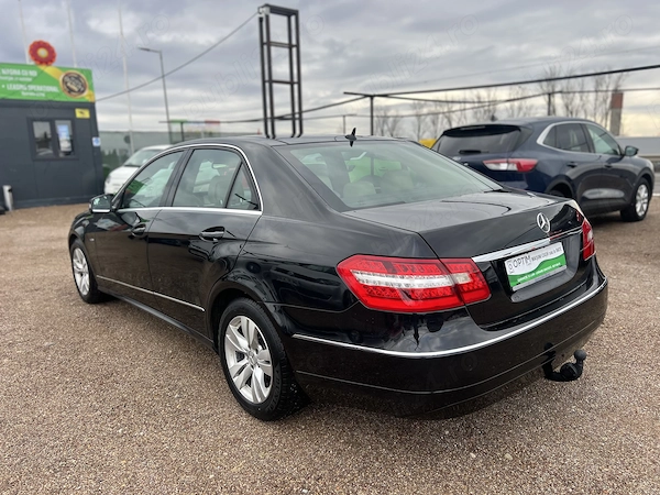 MERCEDES-BENZ E-Class 2009 — imagine 4