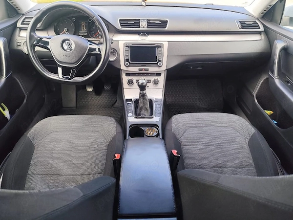 VOLKSWAGEN Passat 2011 — imagine 5