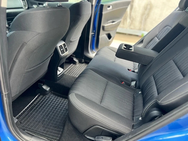 KIA Sportage 2022 — imagine 10