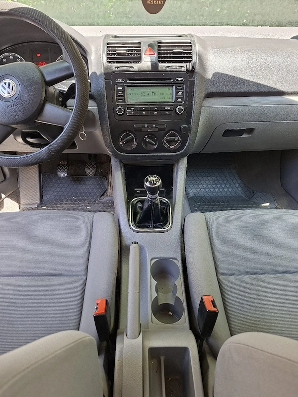 VOLKSWAGEN Golf 2005 — imagine 5