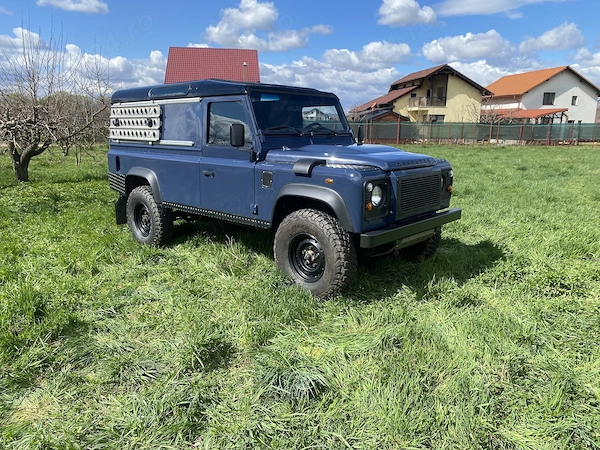 LAND ROVER Defender 2010 — imagine 3