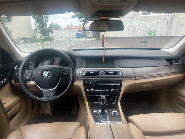 BMW 7 Series 2010 — imagine 2