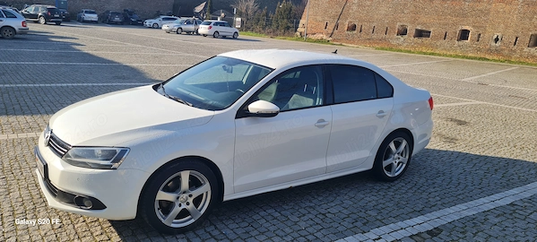 VOLKSWAGEN Jetta 2015 — imagine 4
