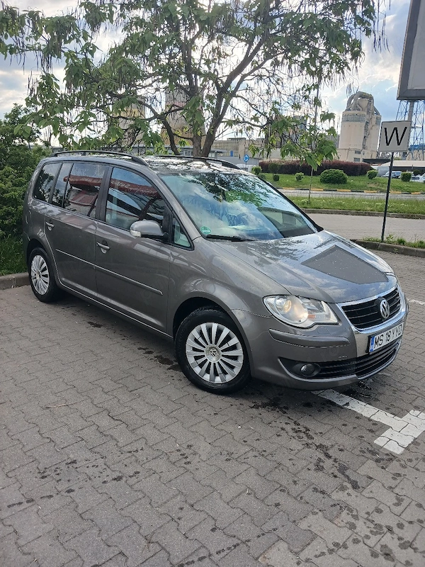 VOLKSWAGEN Touran 2008 — imagine 3
