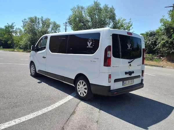 RENAULT Trafic 2016 — imagine 2