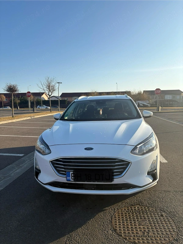 FORD Focus 2020 — imagine 5