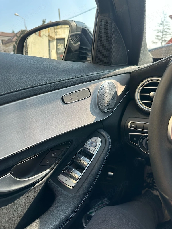 MERCEDES-BENZ C-Class 2021 — imagine 3