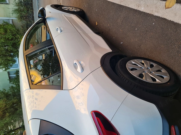 KIA Stonic 2024 — imagine 5