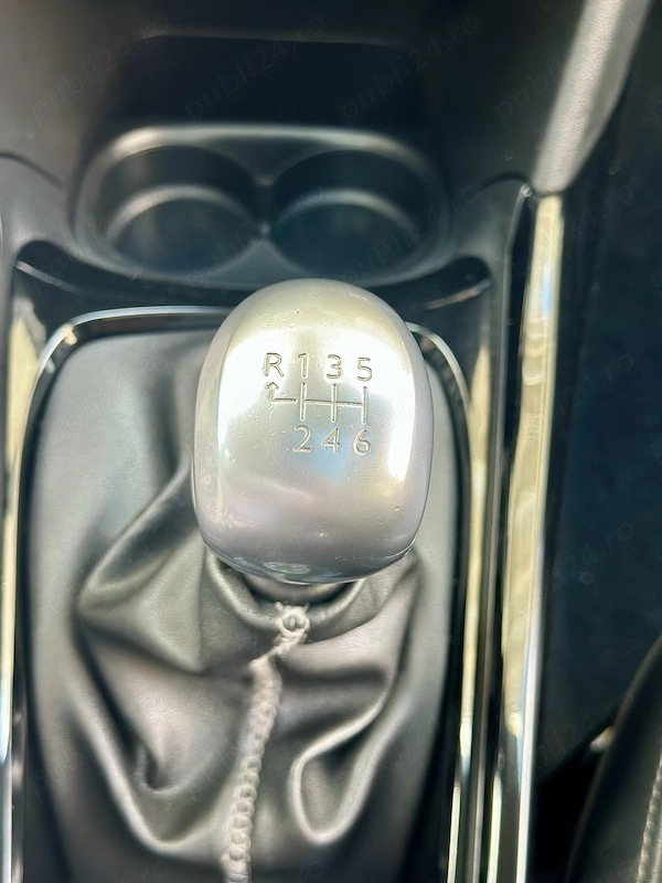 PEUGEOT 2008 2017 — imagine 20