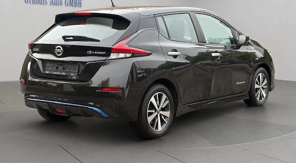 NISSAN Leaf 2021 — imagine 3