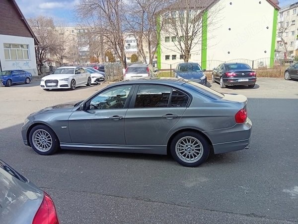 BMW 3 Series 2010 — imagine 2