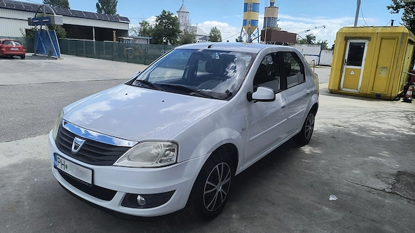 DACIA Logan 2012 — imagine 3