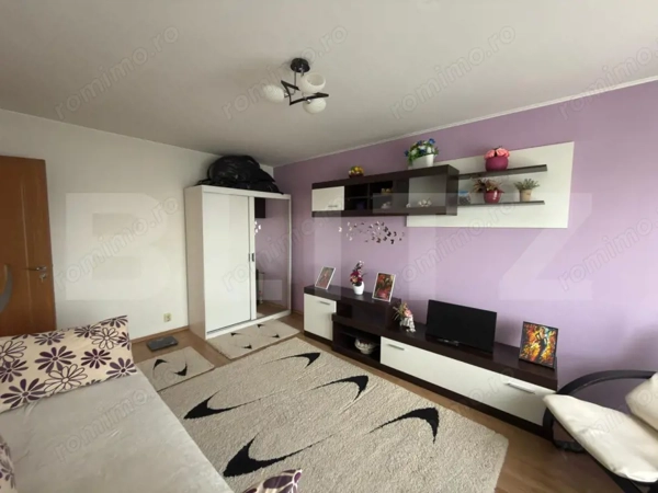 Apartament 2 camere, an 1990, zona Mihai Bravu - Lidl — fotografia 1