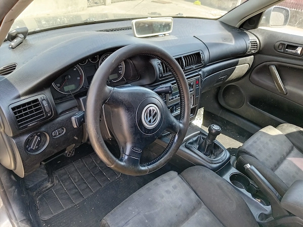 VOLKSWAGEN Passat 2003 — imagine 4