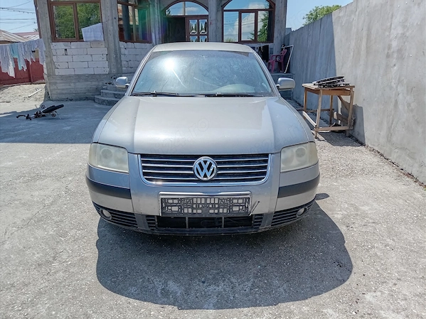 VOLKSWAGEN Passat 2003 — imagine 2