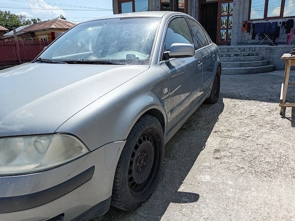 VOLKSWAGEN Passat 2003 — imagine 5