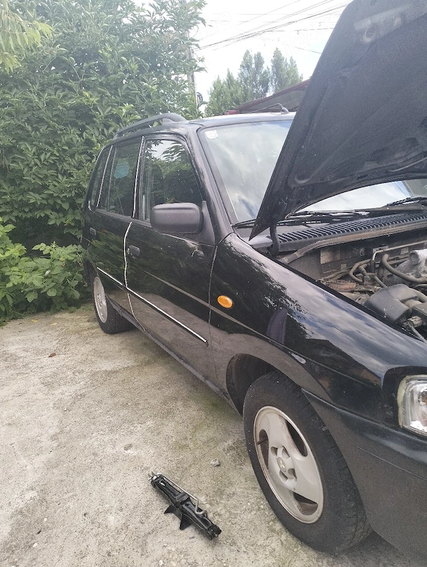 MAZDA Unknown Model 2001 — imagine 3