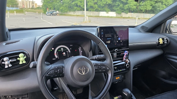 TOYOTA Yaris 2024 — imagine 7