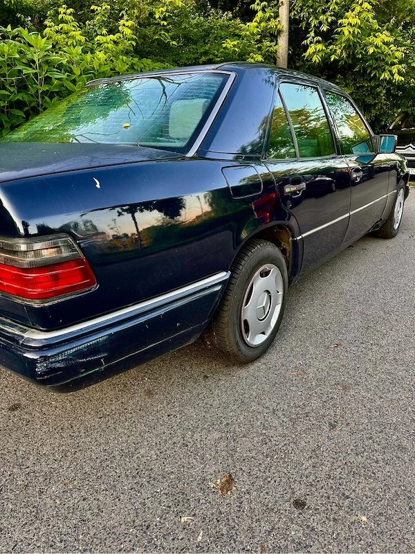 MERCEDES-BENZ E-Class 1994 — imagine 5