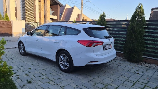 FORD Focus 2020 — imagine 4