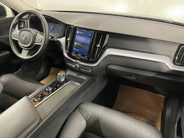 VOLVO Unknown Model 2021 — imagine 8