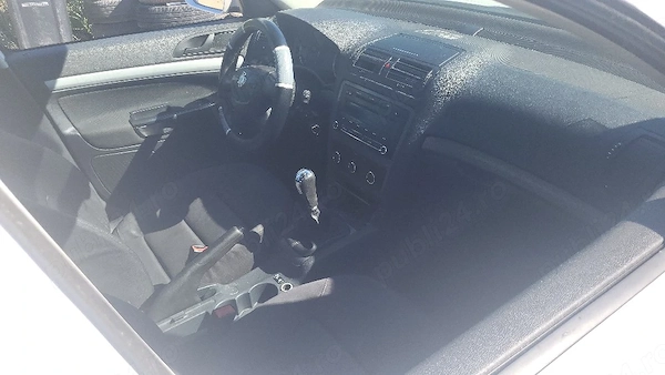 SKODA Octavia 2012 — imagine 2