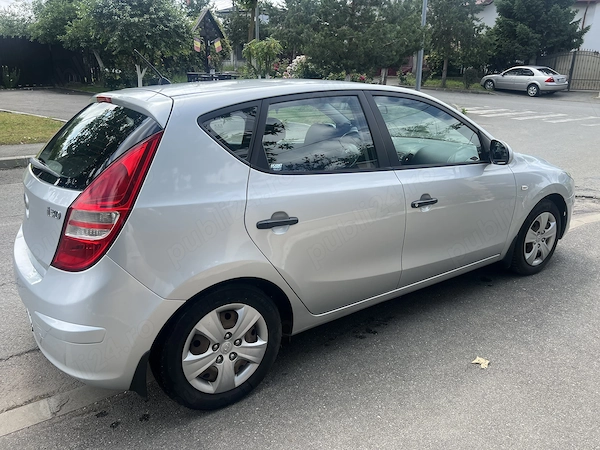 HYUNDAI i30 2010 — imagine 4