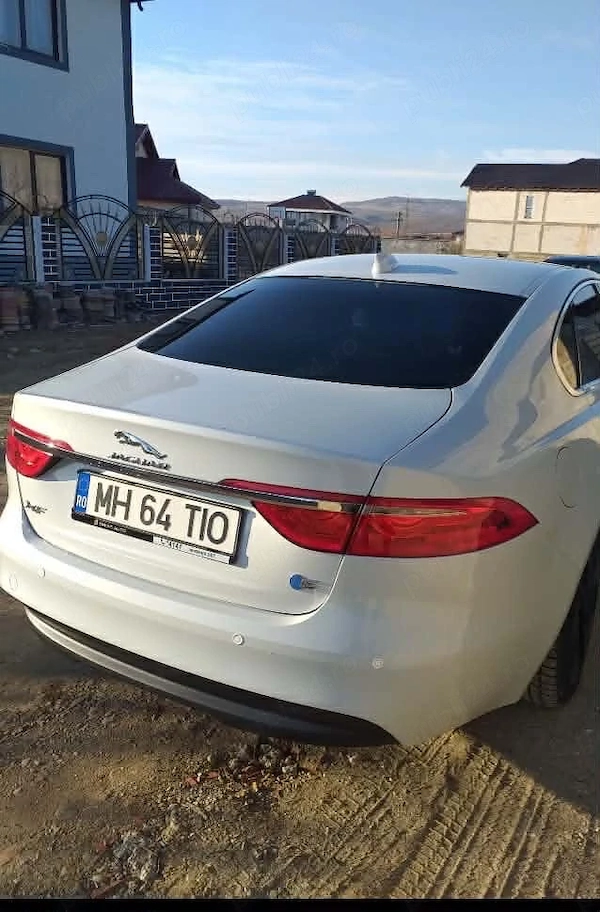 JAGUAR XF 2016 — imagine 3