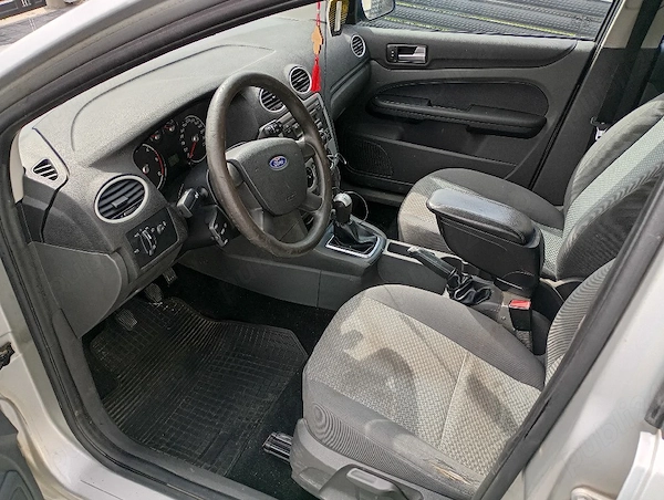 FORD Focus 2005 — imagine 5