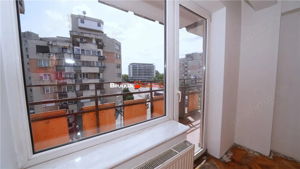 3 camere | Decomandat | Zona P-ta Decebal | Etaj 6 8 | Dubla orientare — fotografia 1