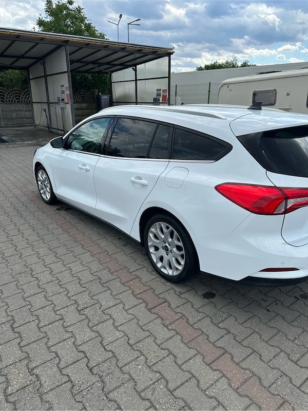 FORD Focus 2020 — imagine 6