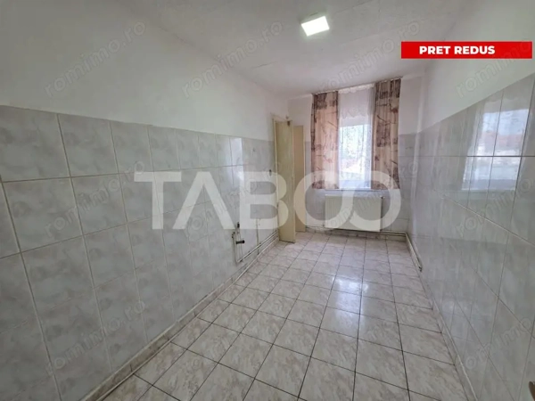 Apartament 2 camere decomandat Zona Stejarului 55 mp utili — fotografia 1