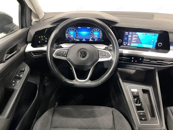 VOLKSWAGEN Golf 2022 — imagine 6