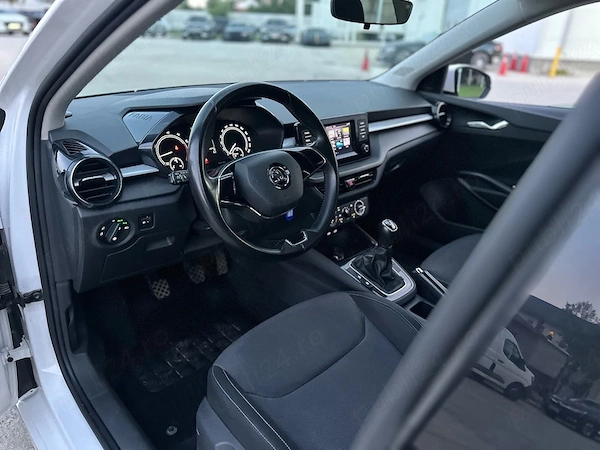 SKODA Fabia 2022 — imagine 6