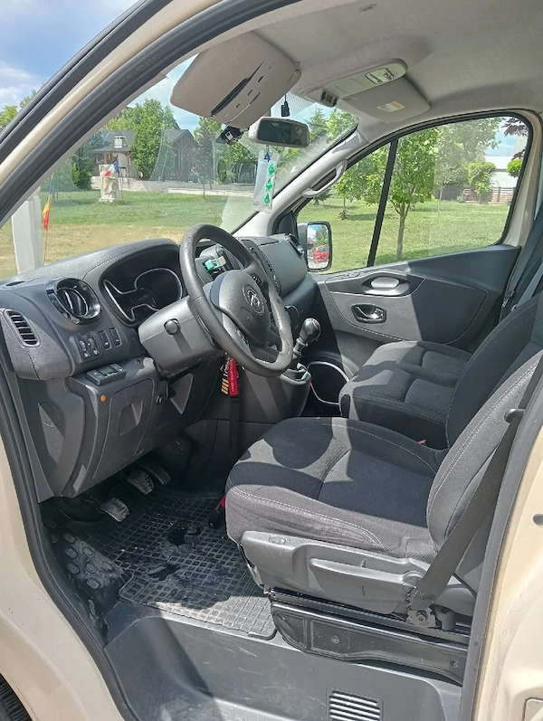 OPEL Vivaro 2017 — imagine 4