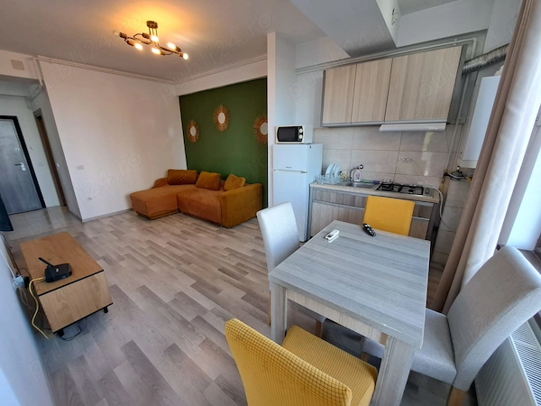 Închiriez apartament 3 camere Mamaia Nord zona Sammerlain — fotografia 3