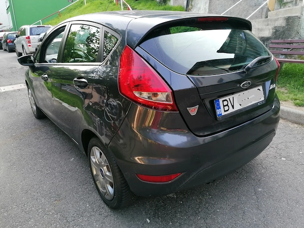FORD Fiesta 2010 — imagine 4