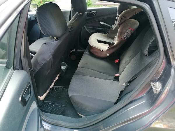 FORD Fiesta 2010 — imagine 9