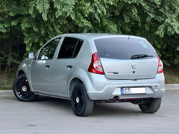DACIA Sandero 2011 — imagine 2