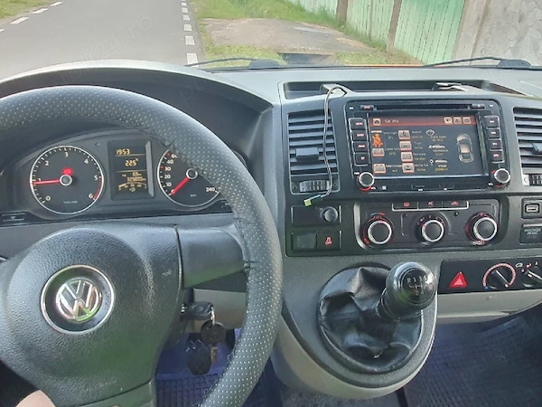 VOLKSWAGEN Transporter 2012 — imagine 8