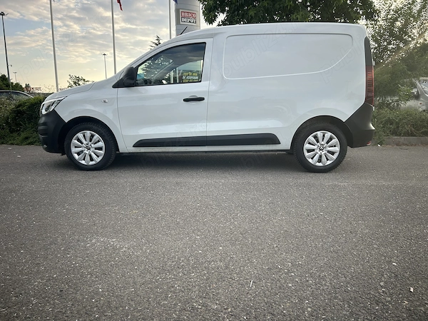 RENAULT Express 2022 — imagine 2