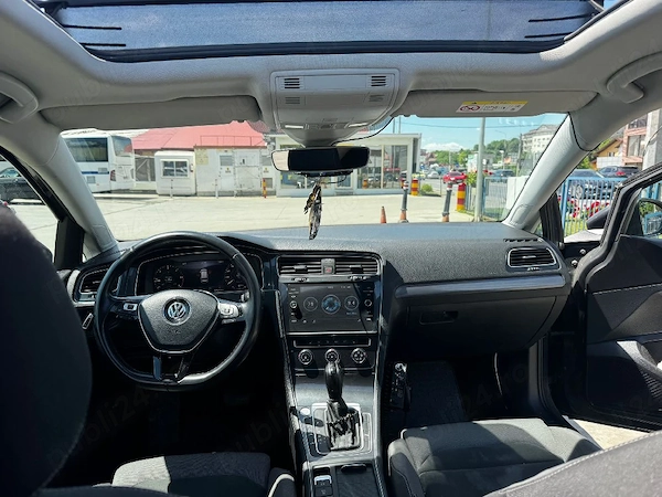 VOLKSWAGEN Golf 2020 — imagine 3